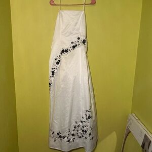 NWT Y2K Embroidered Prom Dress